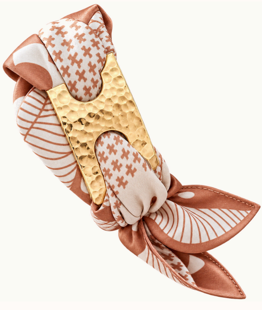 The Loose Ends Look: Thread Count, the Bar None Gold Wheat Chain and Square Deal