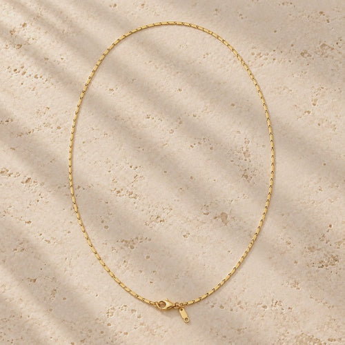 Thin Margin - Necklace