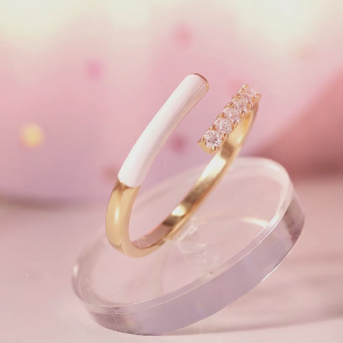 Wrapped Up in You rings shown in motion